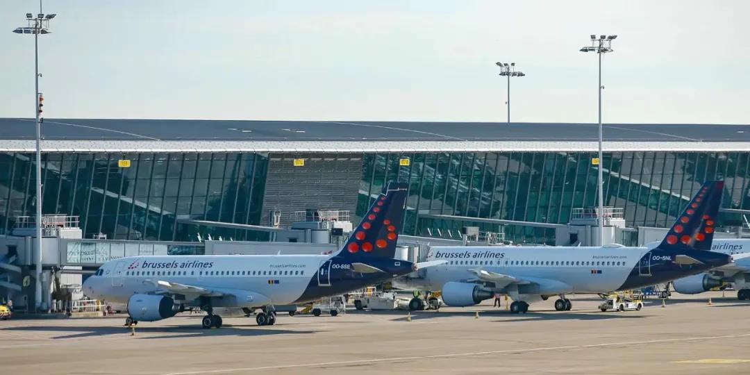 注意！新冠變種在英國失控！倫敦封城上演大逃離，多國緊急宣布措施：關閉邊境、停飛航班…