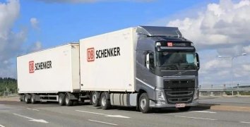 滿是錯誤的海關文件造成重大延誤，DB Schenker暫停至英國的貨運服務