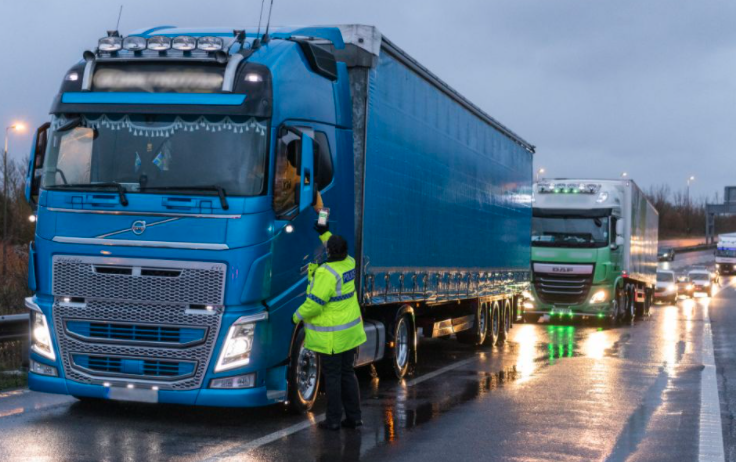 美國、英國、澳大利亞、馬來西亞等多國港口出現“死亡擁堵”！