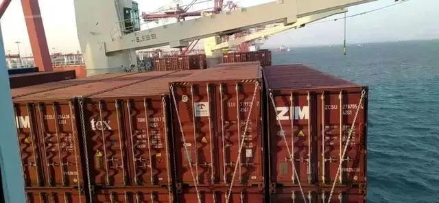 緩解緊張運力,中遠海運改造船舶運輸集裝箱