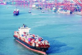 又雙叒叕有箱子墜海了，惡劣天氣不是唯一原因