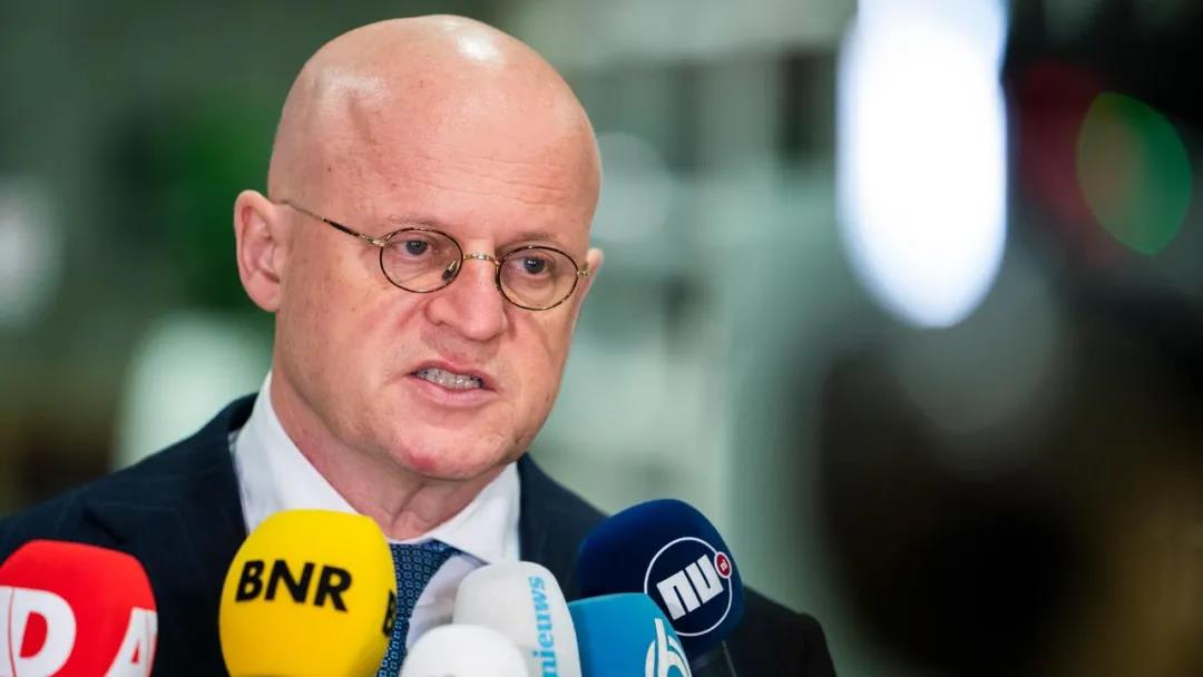 荷蘭內戰爆發？超10城暴亂：縱火、搶劫、襲警、火燒新冠檢測站！恐將持續數周！