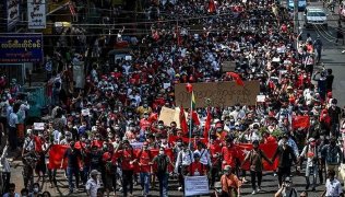 抗議活動頻發(fā)，運輸延誤！赫伯羅特暫停緬甸訂艙服務，達飛暫停運費