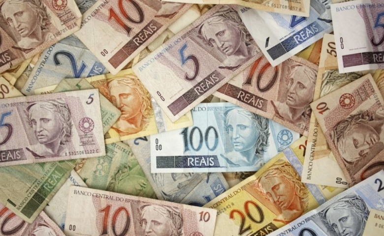 這個國家宣布破產(chǎn)后，民眾擔憂吃不起飯，出貨謹防錢貨兩空！