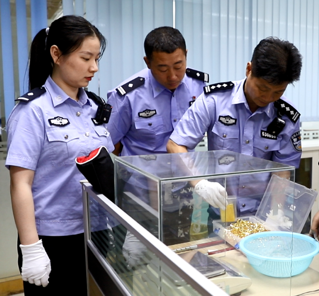 虛假出口智能產品騙取退稅1012.87萬，12名涉案人員被依法起訴！