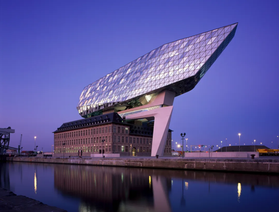 拼顏值，我們的港口沒在怕的