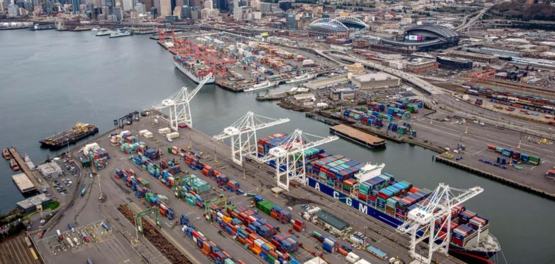 船公司發(fā)布公告：12月1日起，這家美西大港也要收集裝箱“超期堆存費”了……